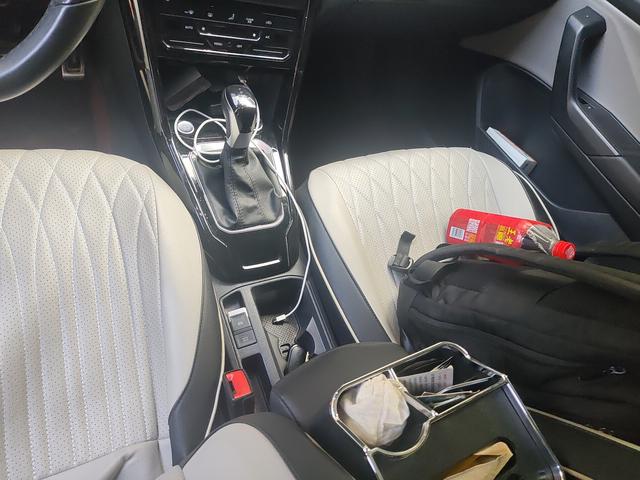 Volkswagen T-Roc 2023 thumb 7