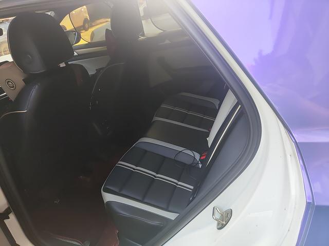 Volkswagen T-Roc 2023 thumb 10