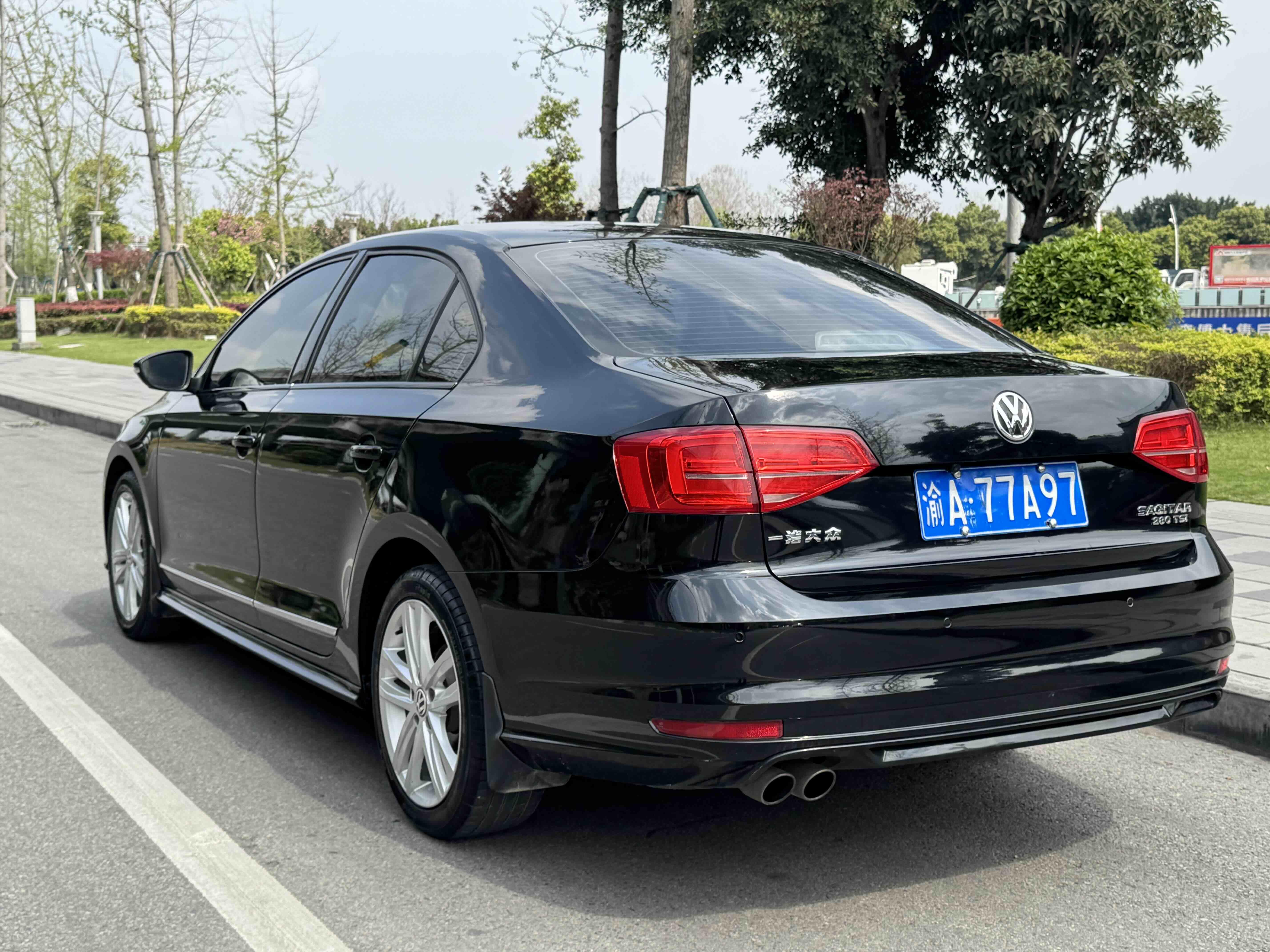 Volkswagen Sagitar 2018 thumb 2
