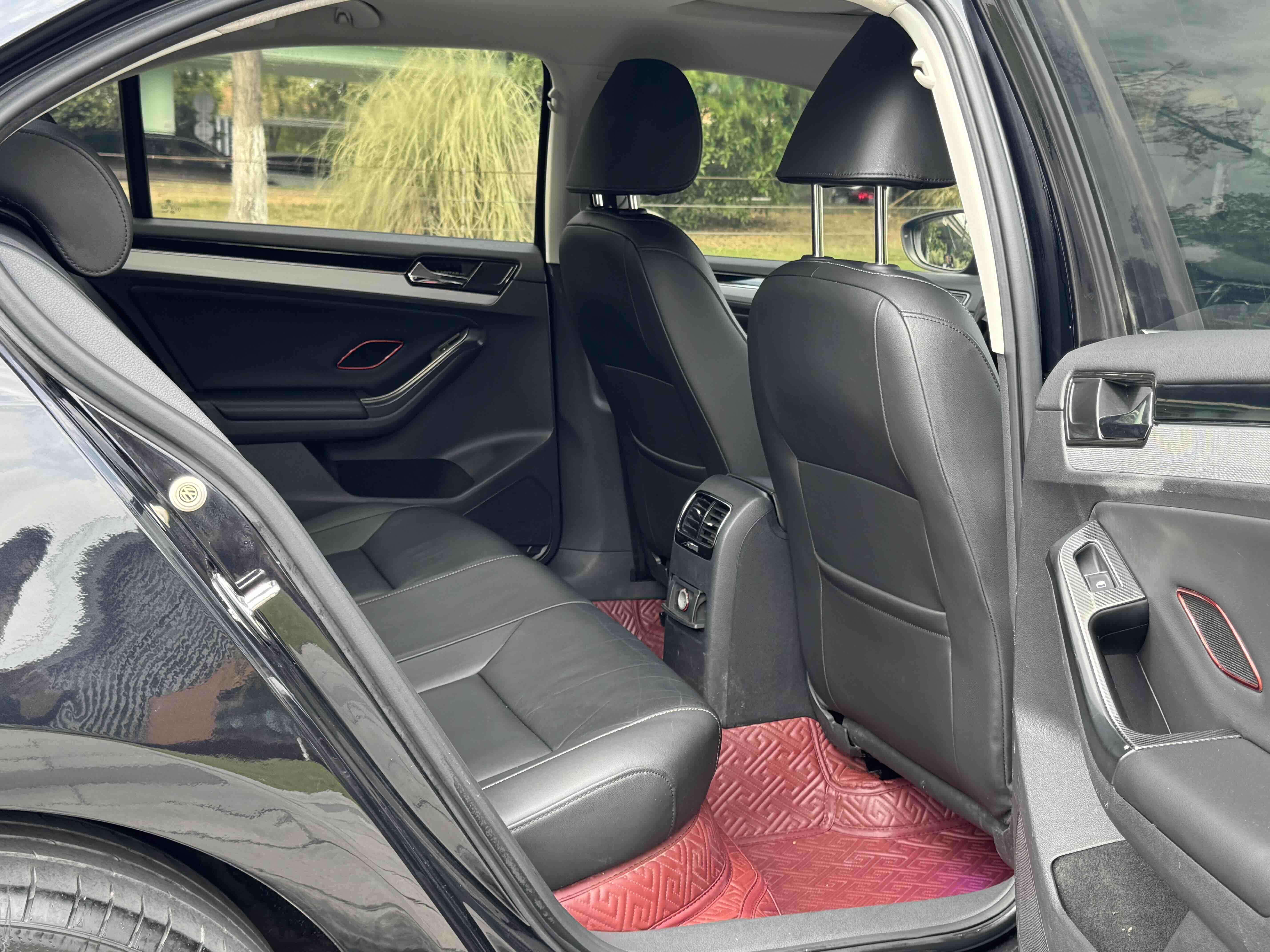 Volkswagen Sagitar 2018 thumb 7