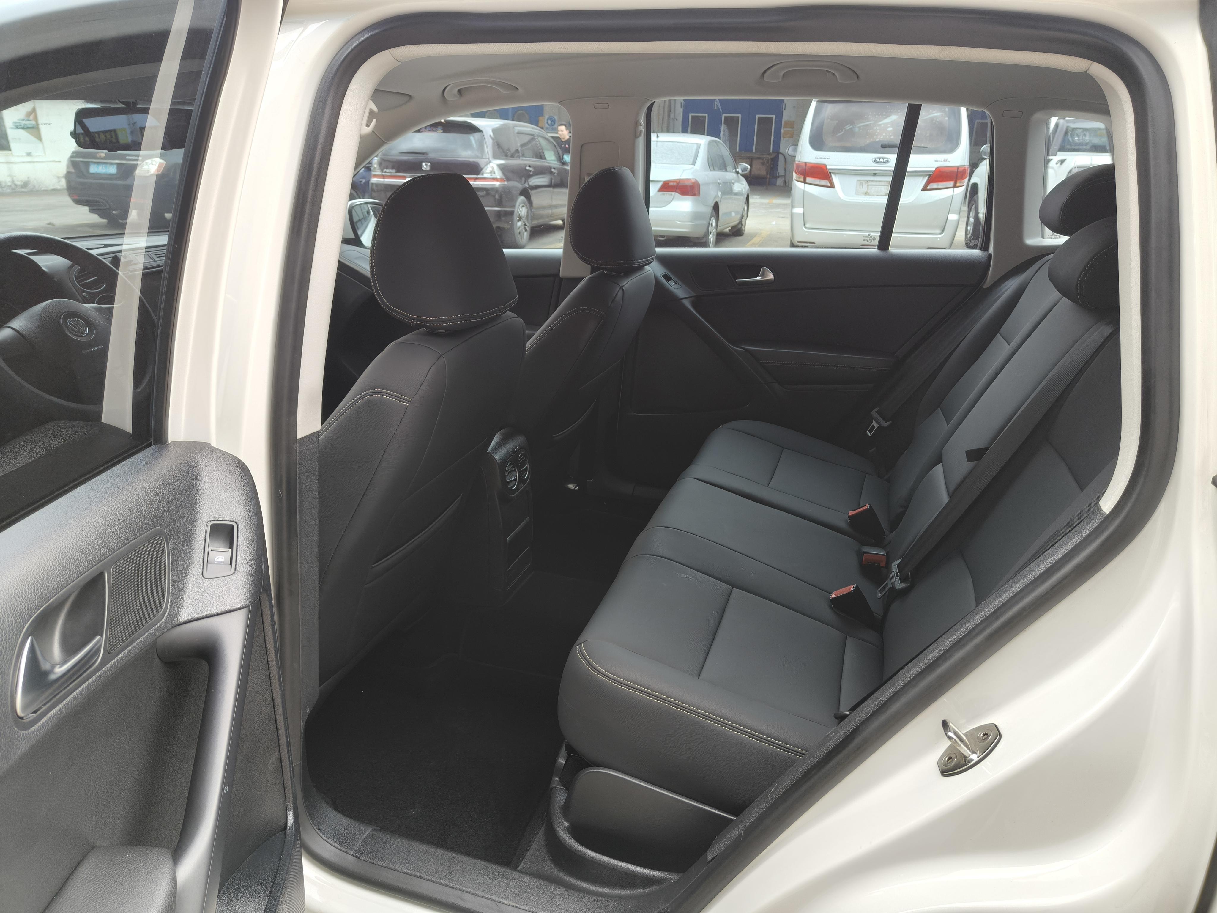 Volkswagen Tiguan 2017 thumb 7
