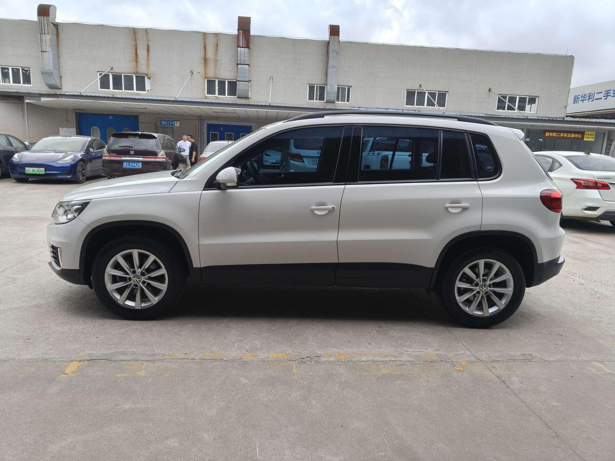 Volkswagen Tiguan 2017 thumb 11