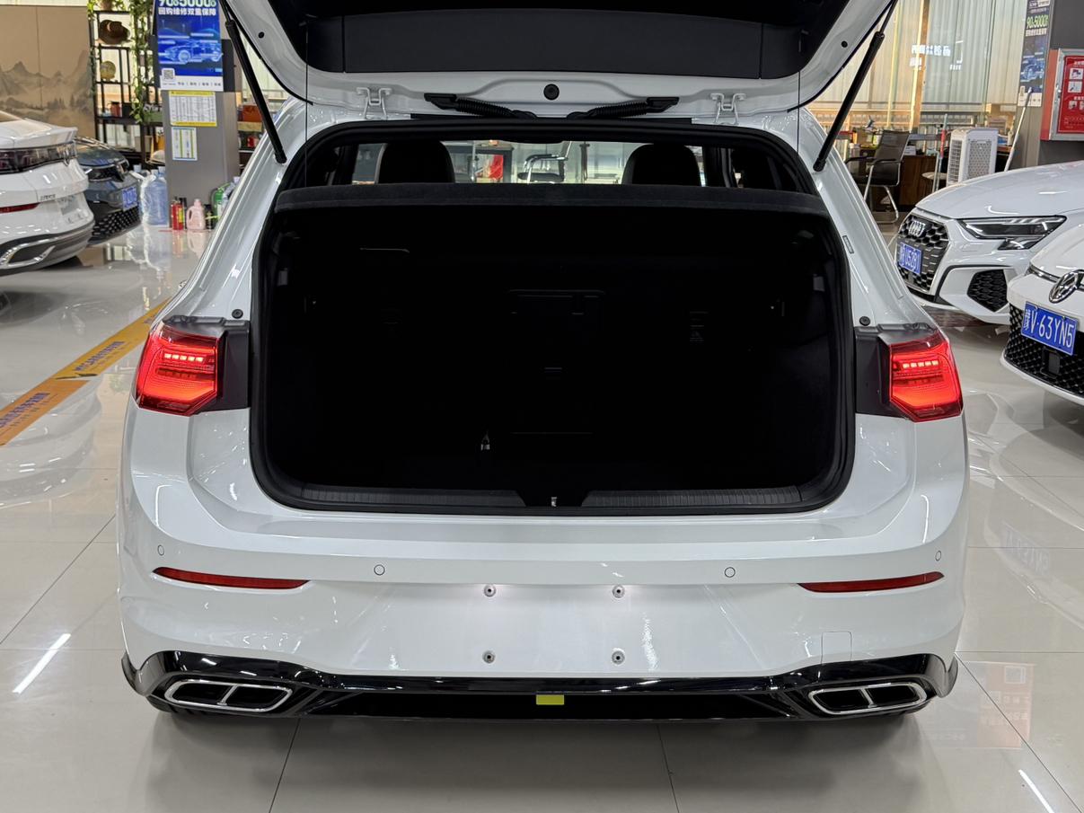 Volkswagen Golf Sportsvan 2023 thumb 7
