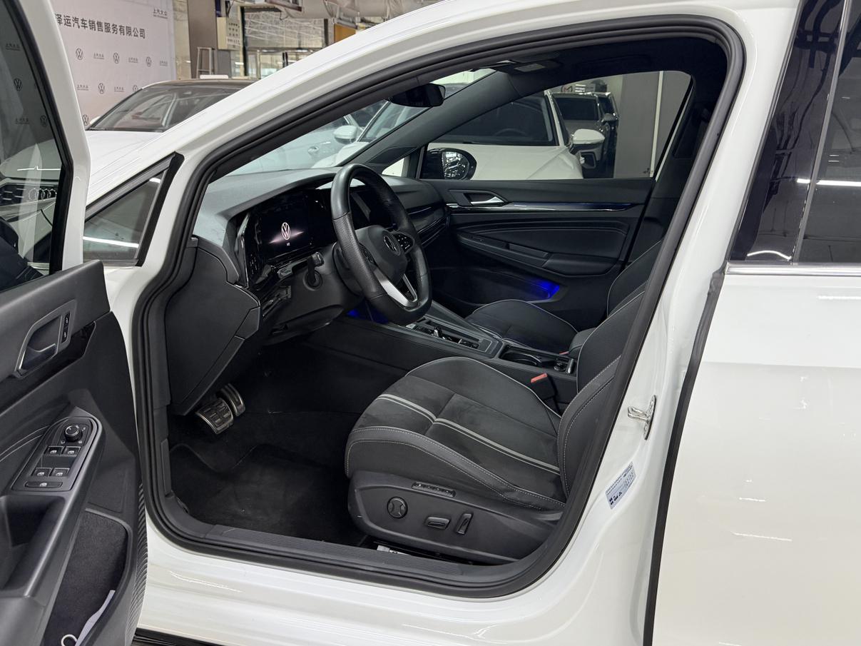 Volkswagen Golf Sportsvan 2023 thumb 10