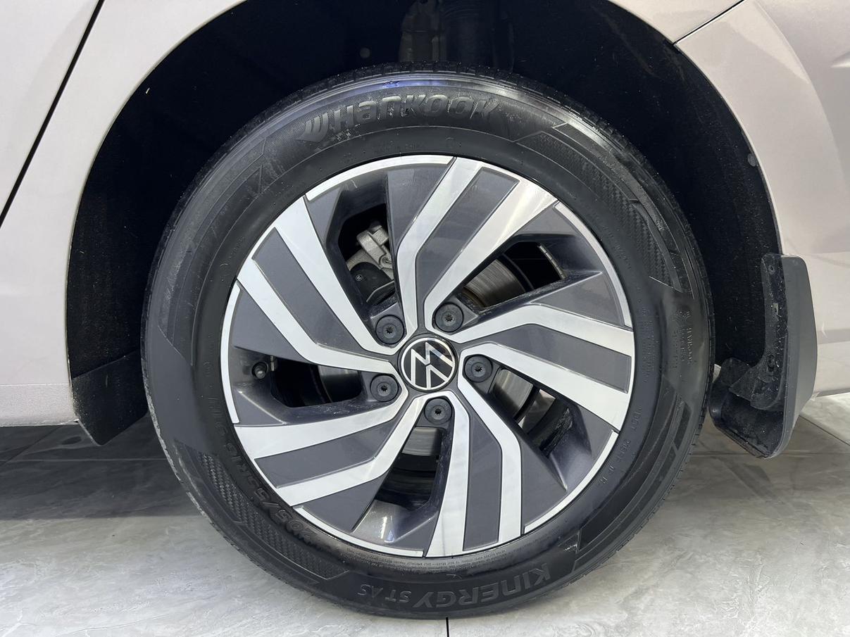 Volkswagen Bora 2023 thumb 5