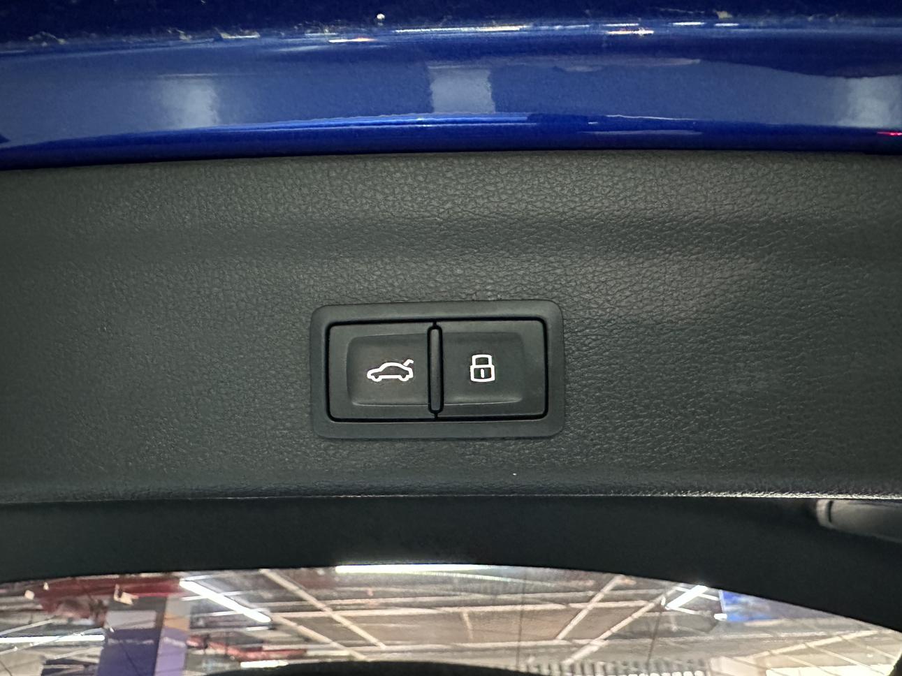 Audi Q3 2019 thumb 8