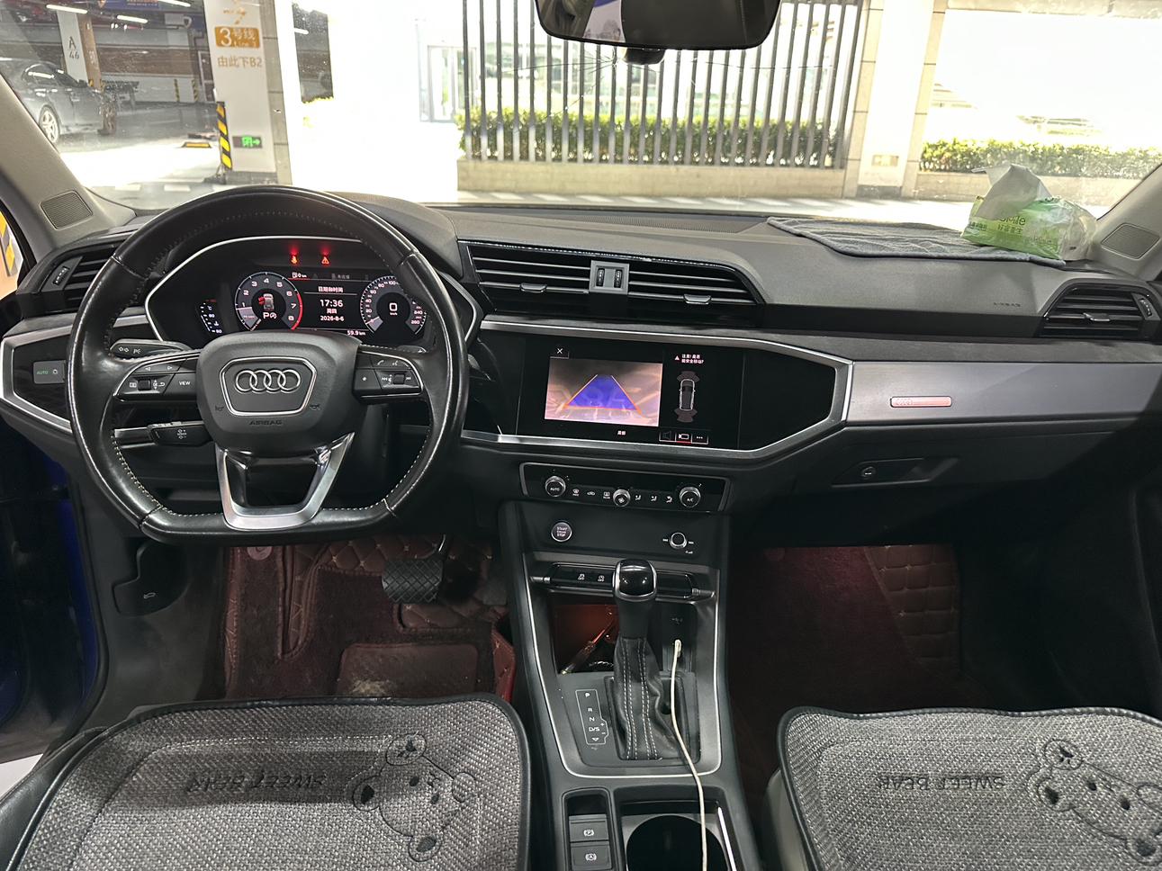 Audi Q3 2019 thumb 9
