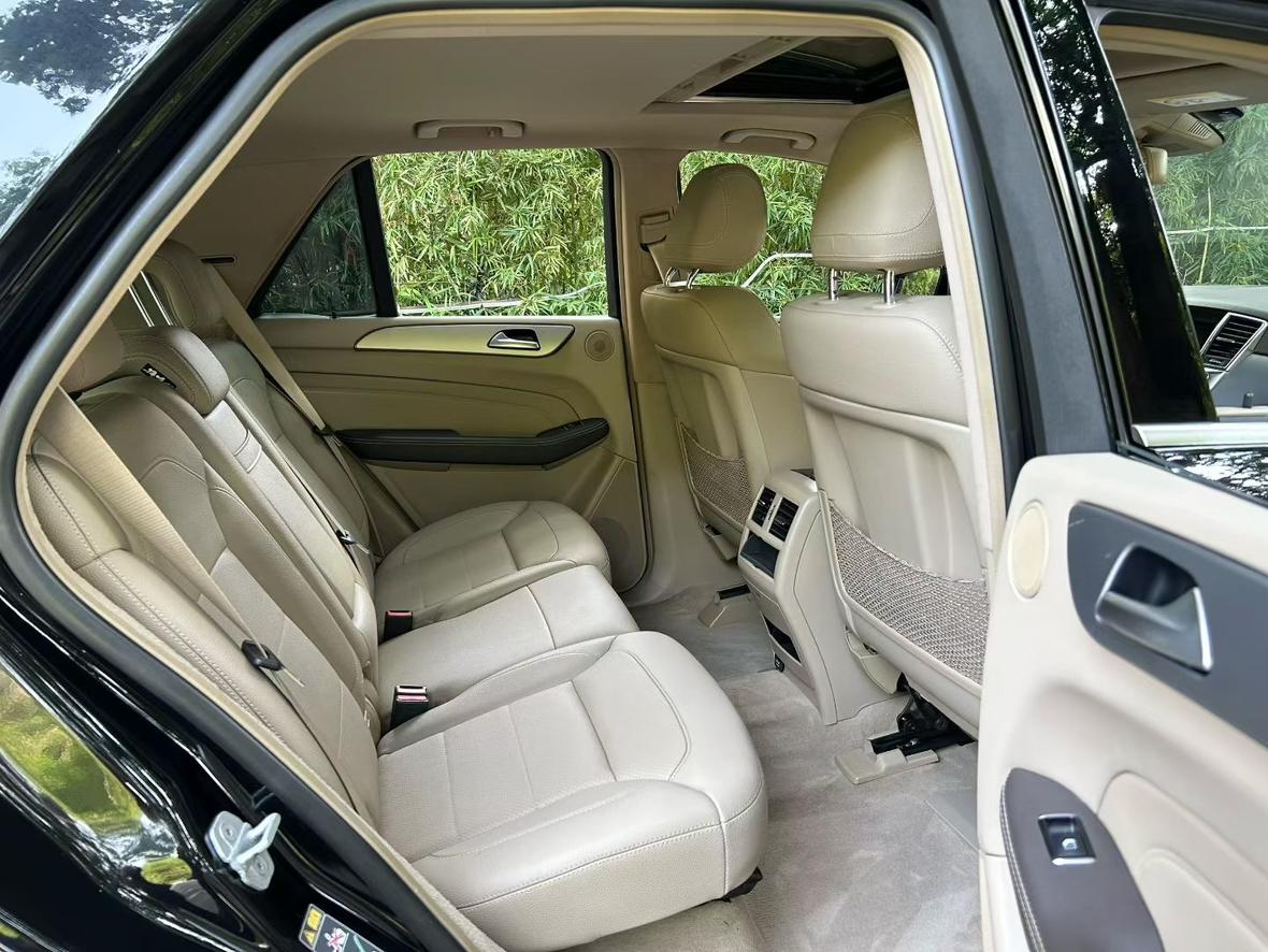 Mercedes-Benz M-Класс 2014 thumb 6