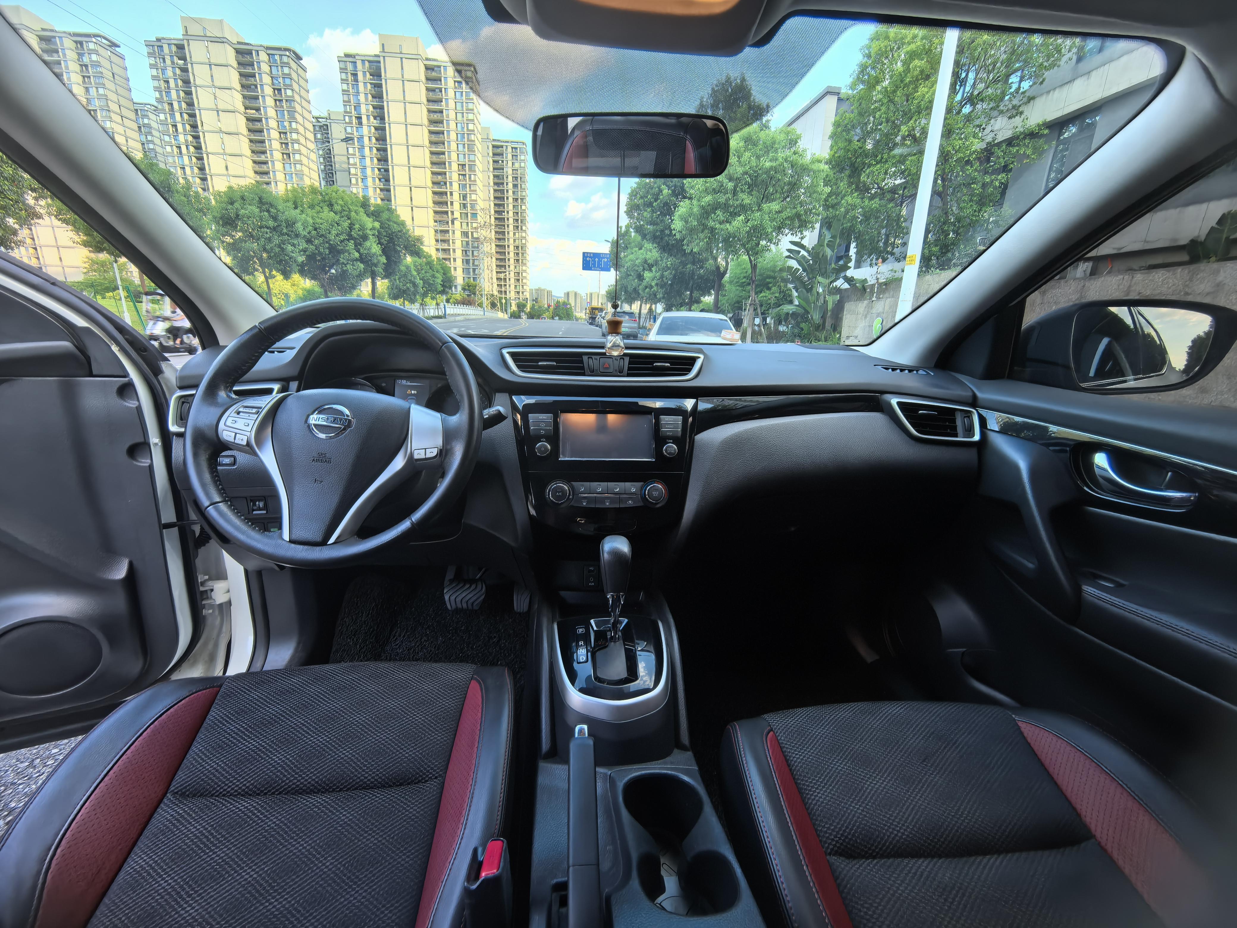 Nissan Qashqai+2 2017 thumb 7