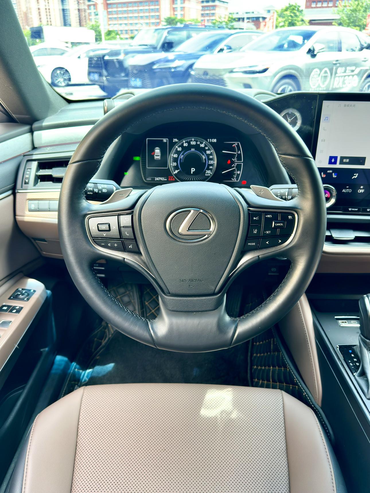 Lexus ES 2025 thumb 3