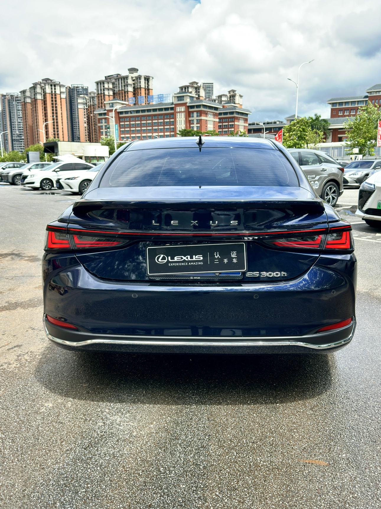 Lexus ES 2025 thumb 11