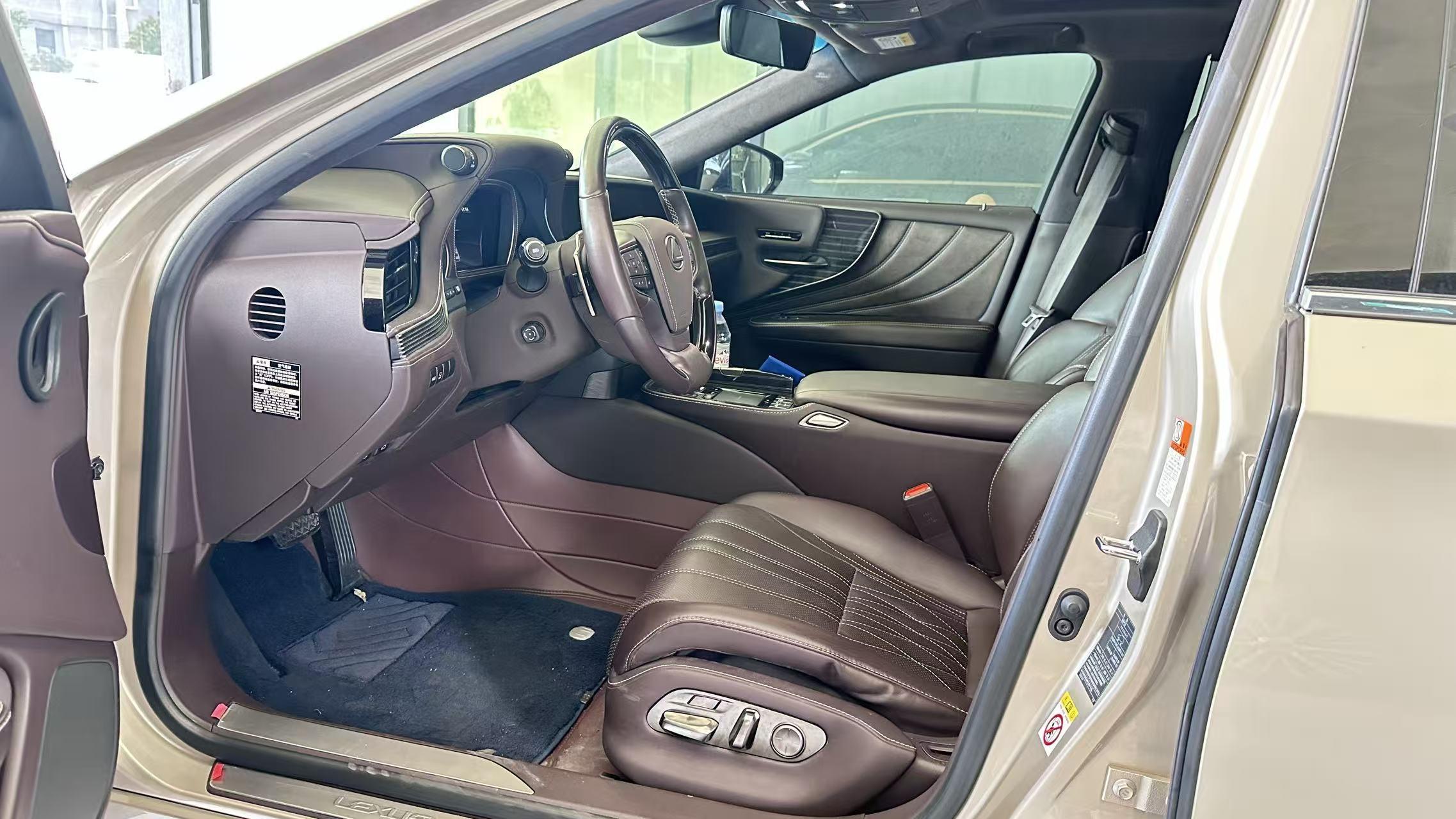 Lexus LS 2018 thumb 7