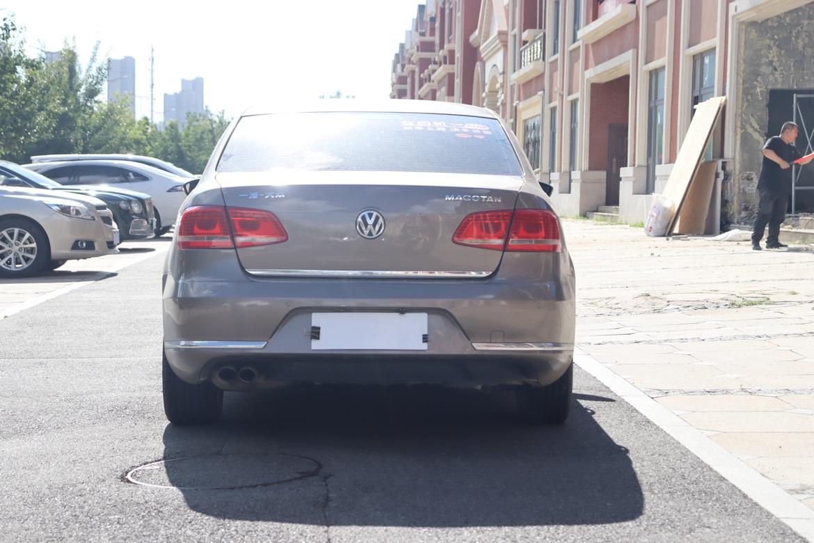 Volkswagen Magotan 2012 thumb 3