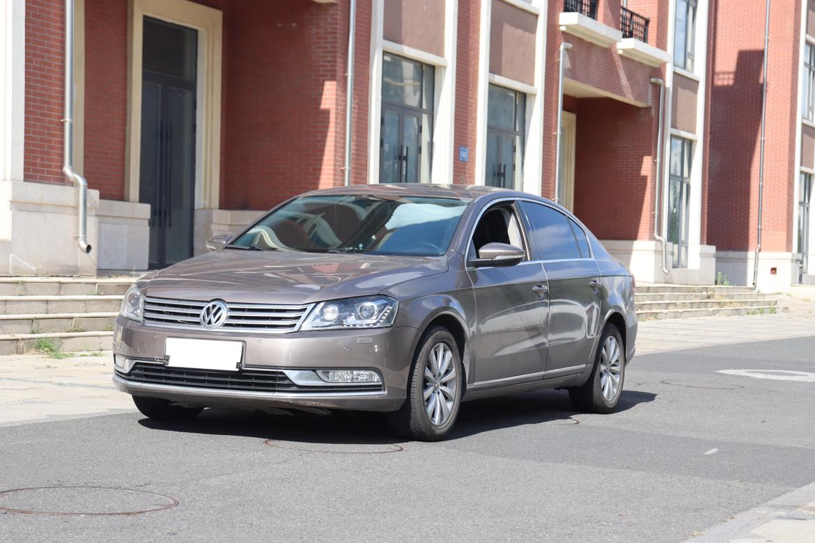 Volkswagen Magotan 2012 thumb 8
