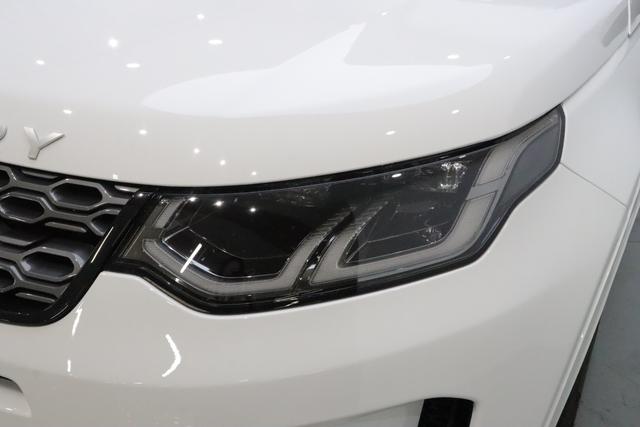Land Rover Discovery Sport 2022 thumb 10