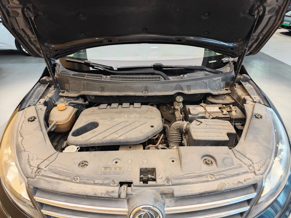 Dongfeng Fengon 580 2017 thumb 7