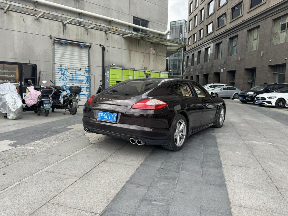 Porsche Panamera 2013 thumb 4