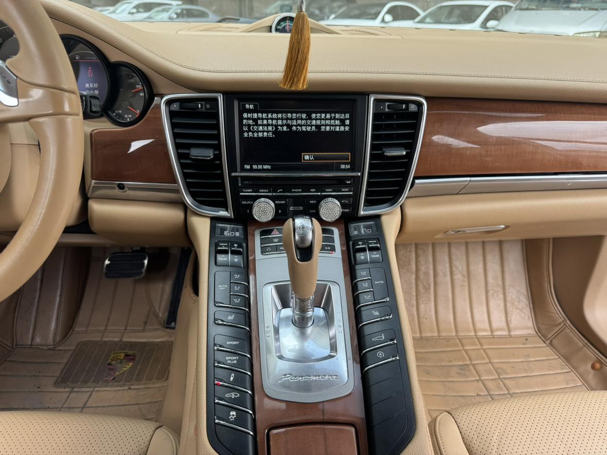 Porsche Panamera 2013 thumb 5