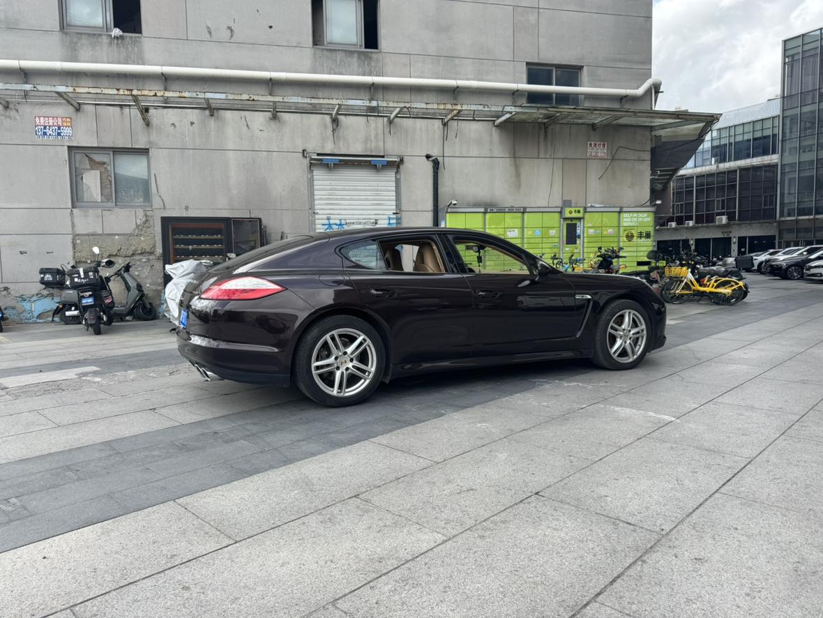 Porsche Panamera 2013 thumb 7