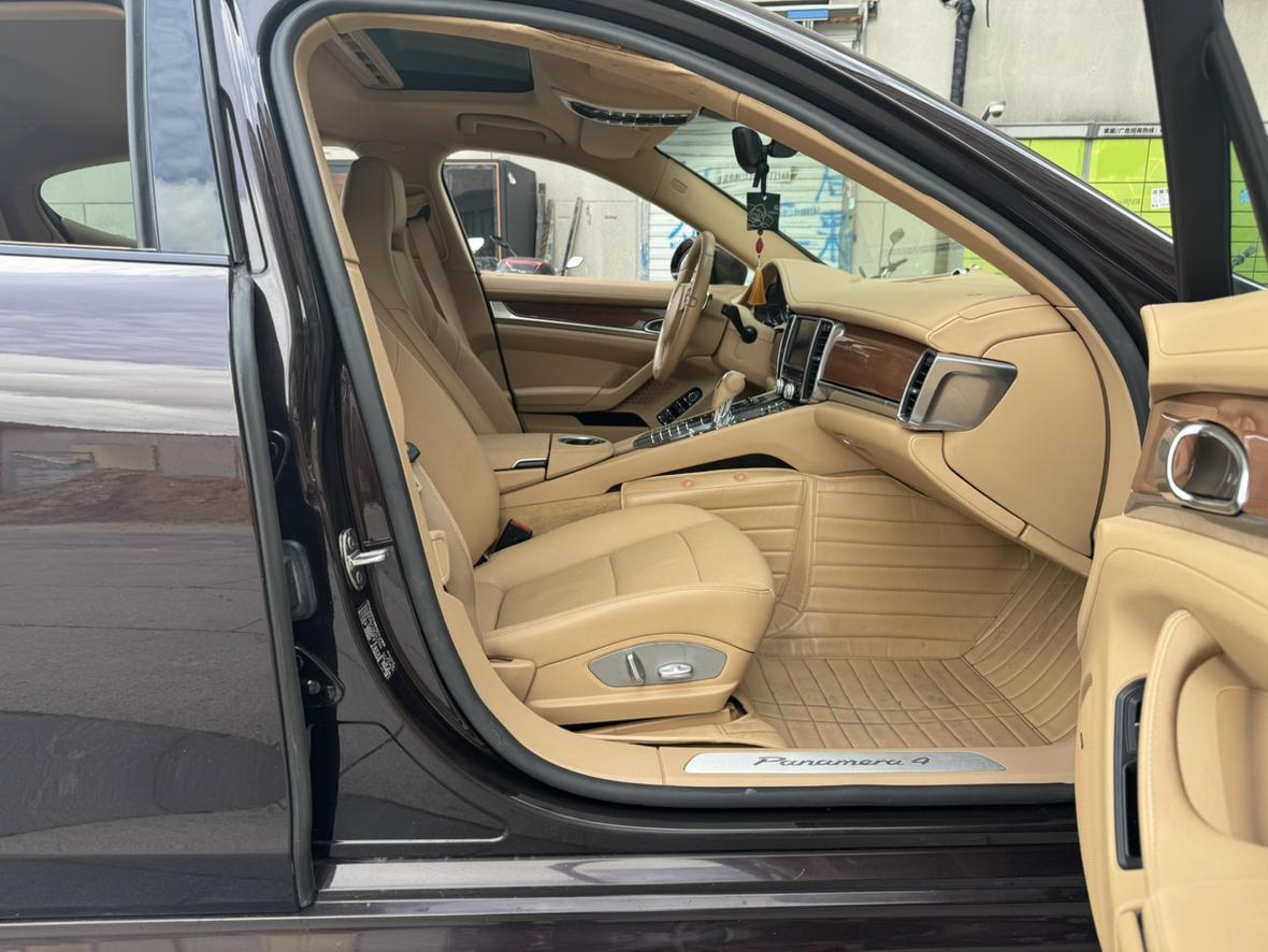 Porsche Panamera 2013 thumb 12