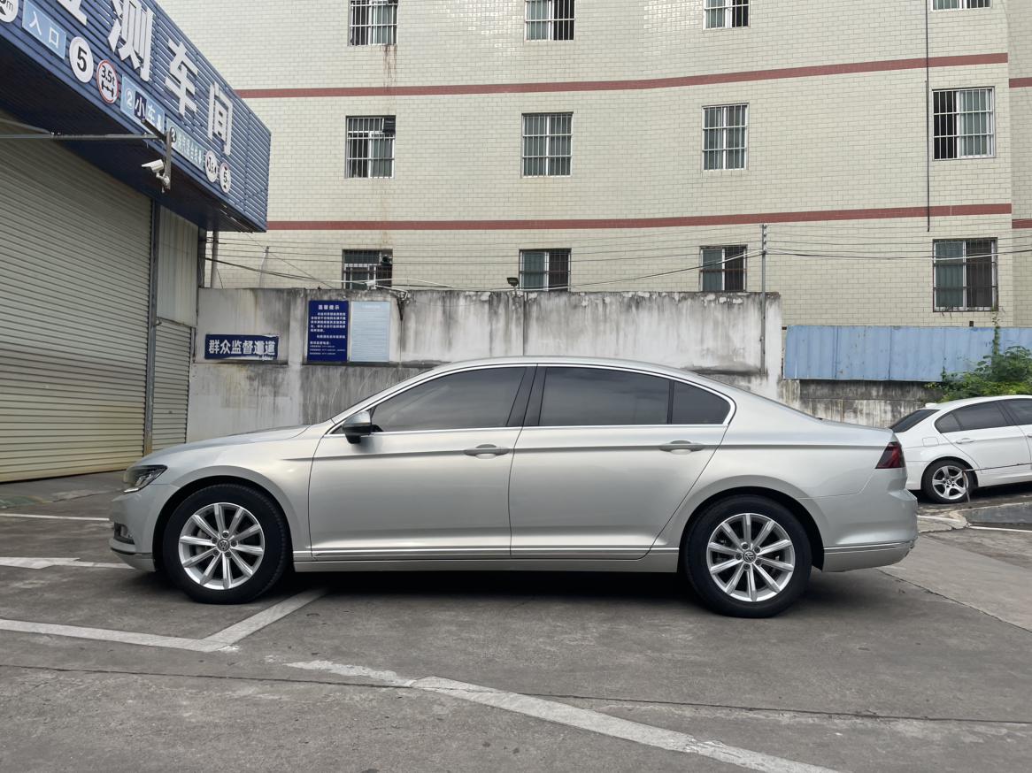 Volkswagen Magotan 2019 thumb 2