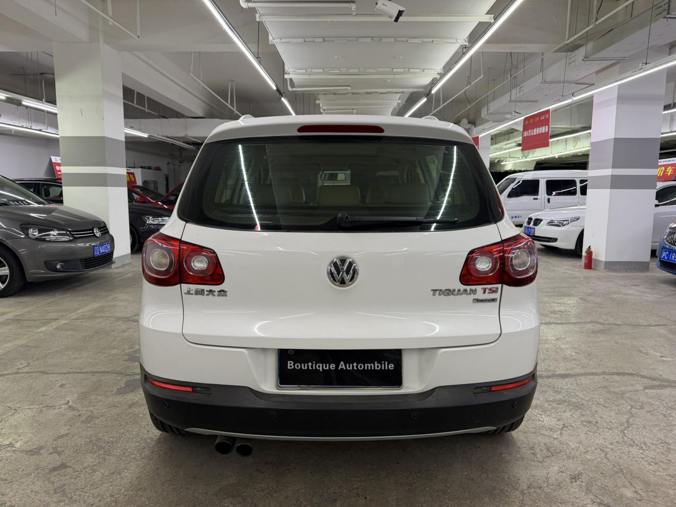 Volkswagen Tiguan 2010 thumb 3