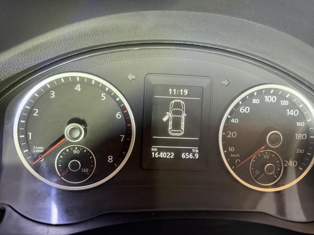 Volkswagen Tiguan 2010 thumb 8