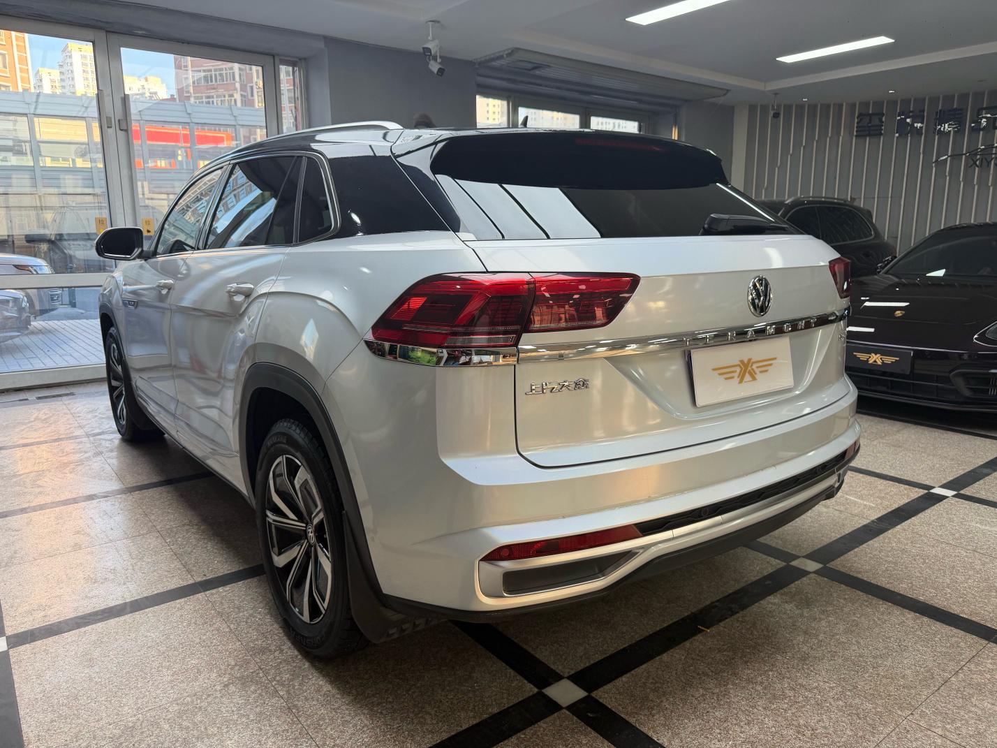 Volkswagen Teramont 2020 thumb 2