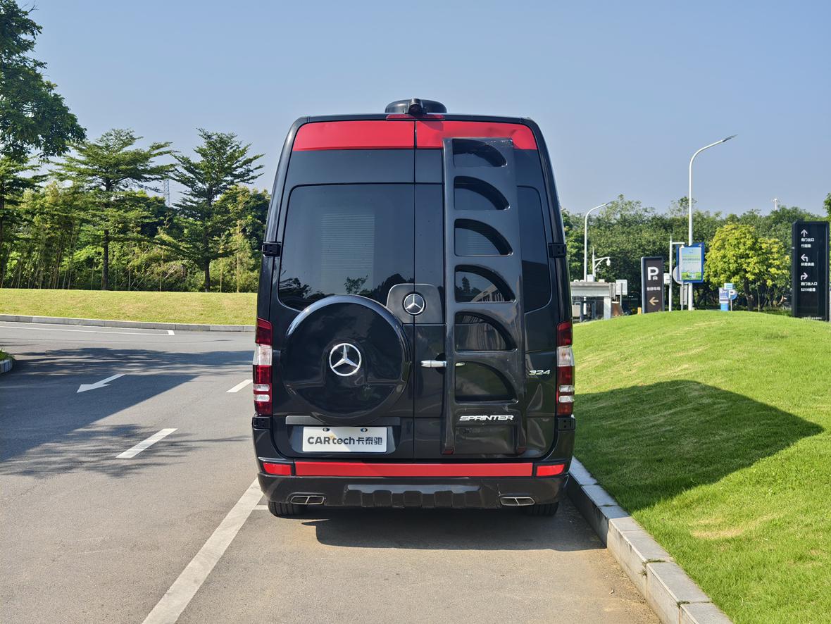 Mercedes-Benz Sprinter 2018 thumb 2