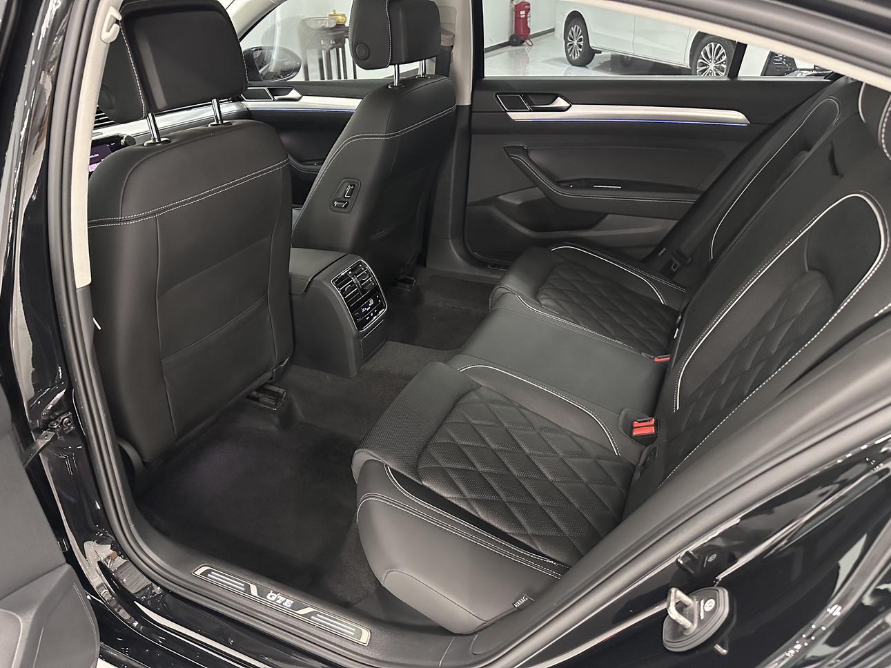 Volkswagen Magotan PHEV 2022 thumb 8