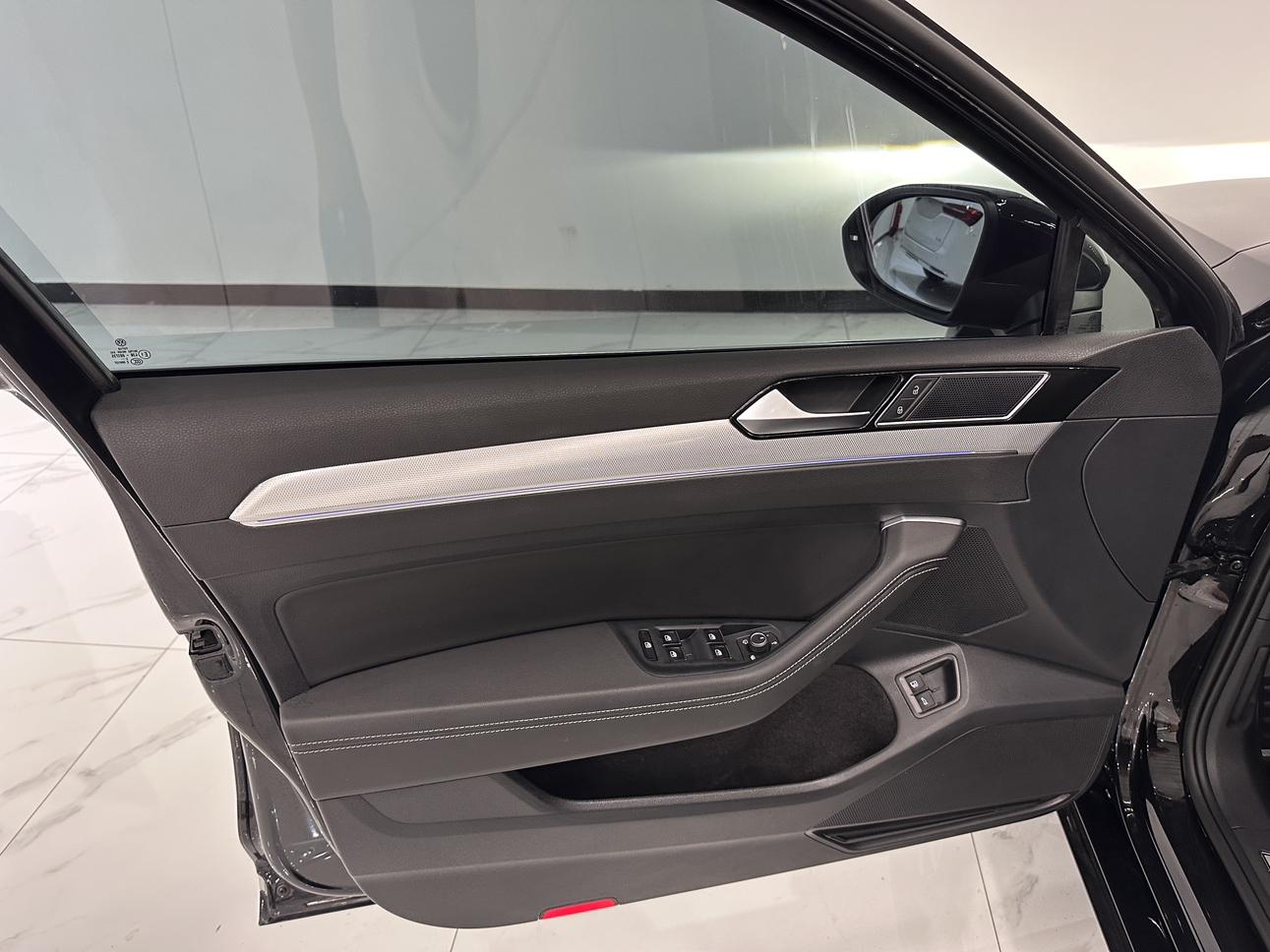 Volkswagen Magotan PHEV 2022 thumb 10