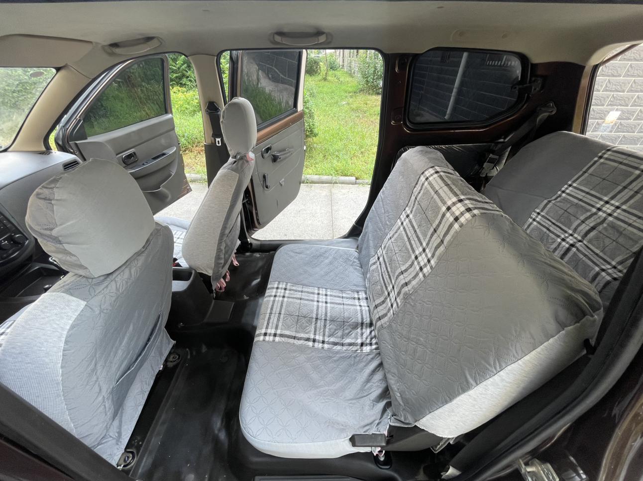 Wuling Hong Guang 2015 thumb 7