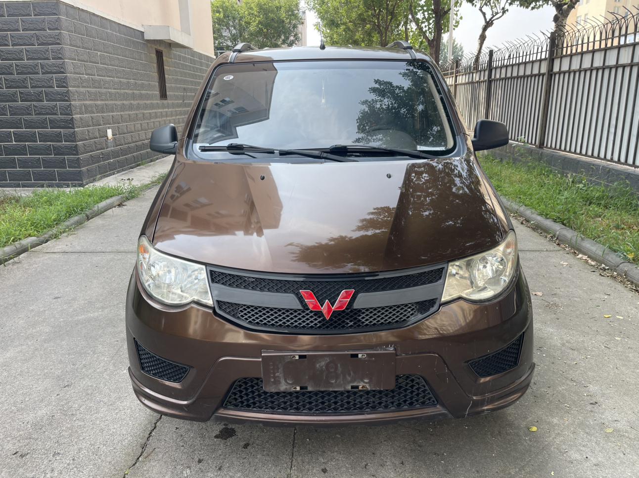 Wuling Hong Guang 2015 thumb 9