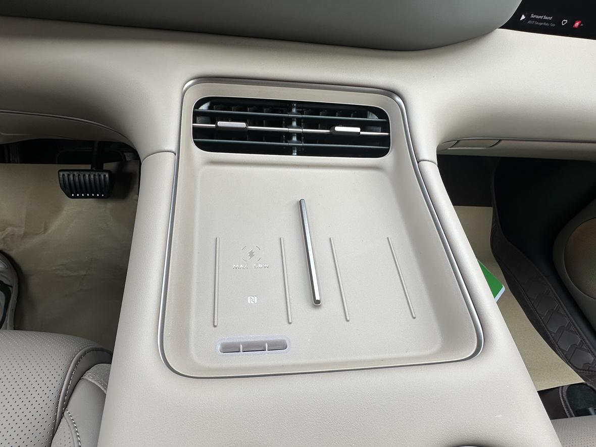 IM Motors (Zhiji) LS8 2026 thumb 12