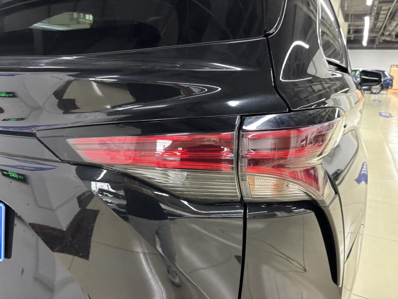 Toyota Sienna 2024 thumb 6