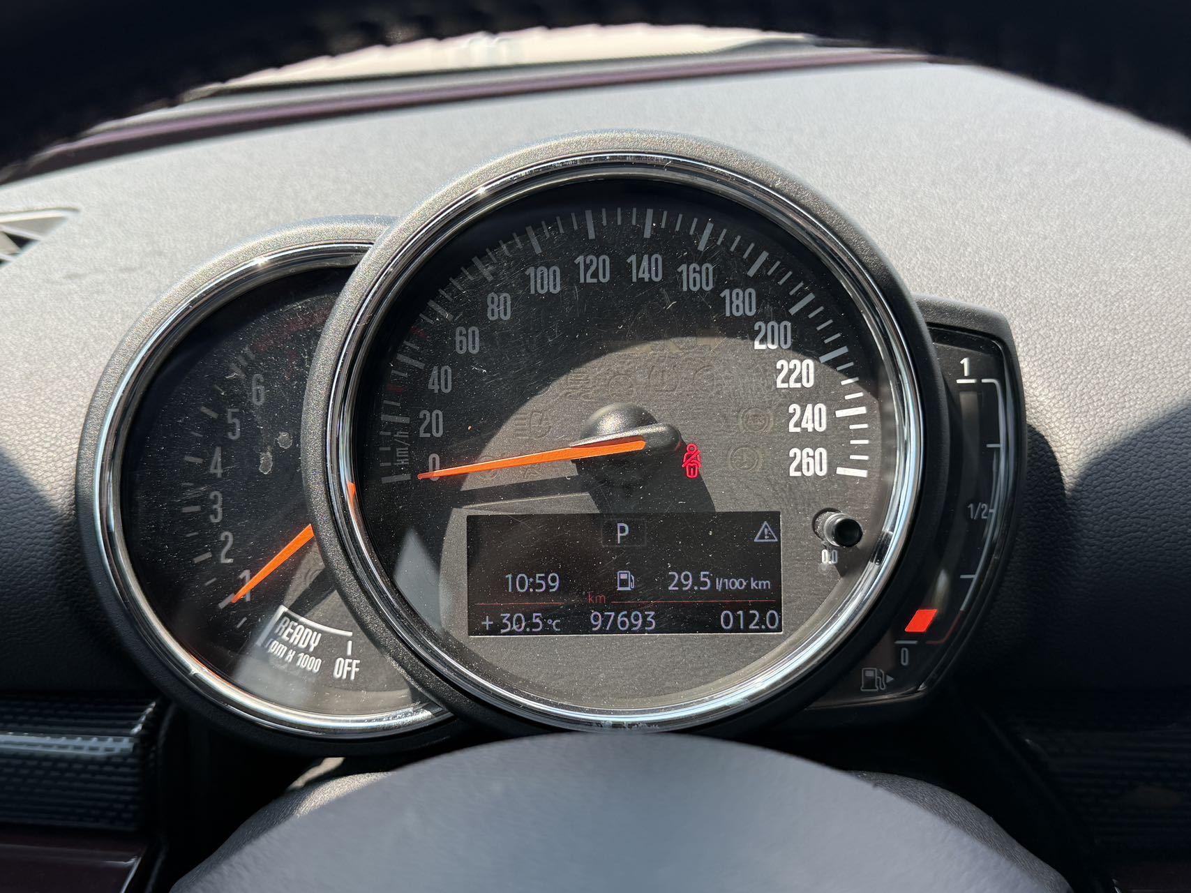 Mini Clubman 2016 thumb 8