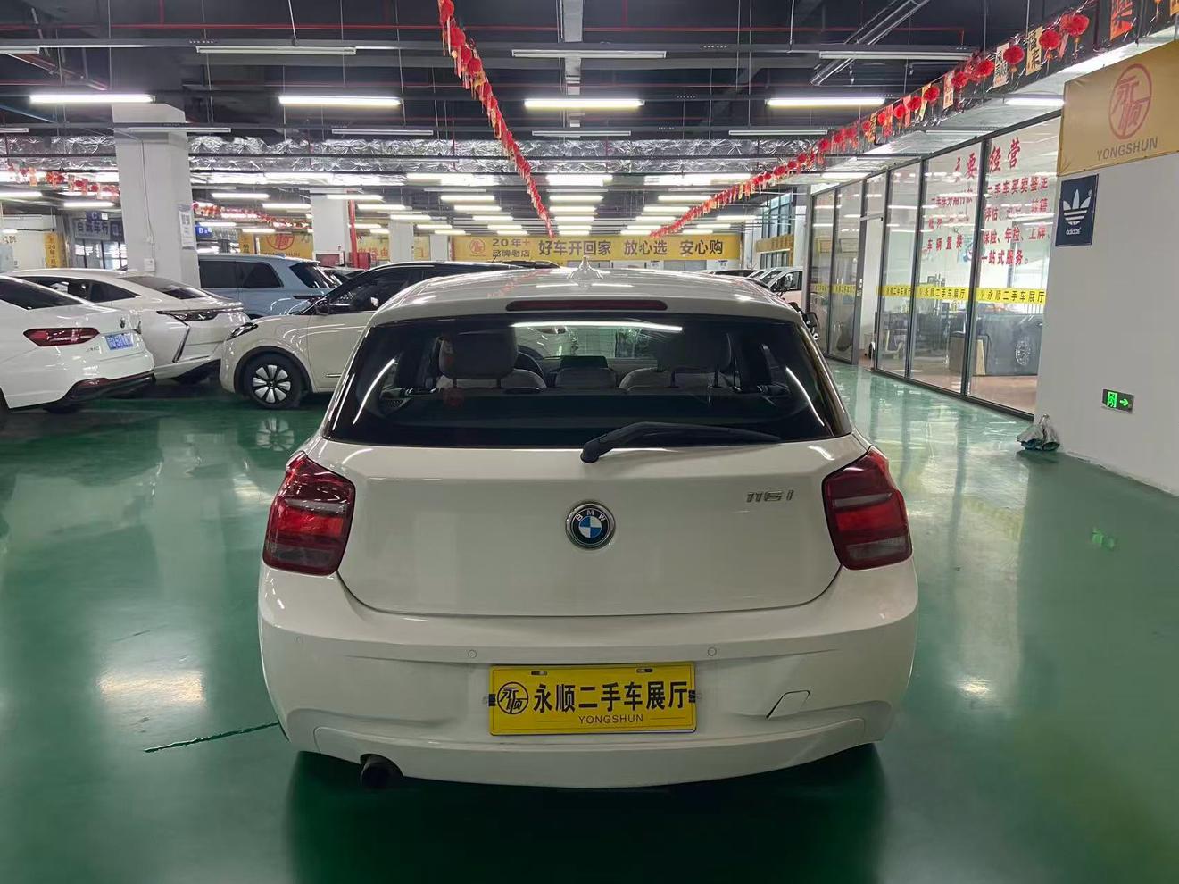 BMW 1 серии 2012 thumb 4