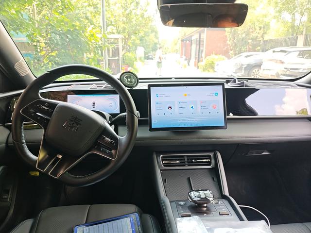 BYD Qin L DM 2024 thumb 3
