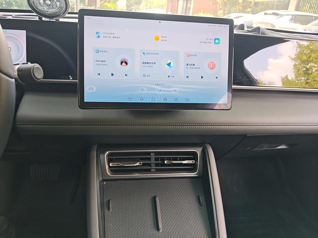 BYD Qin L DM 2024 thumb 6