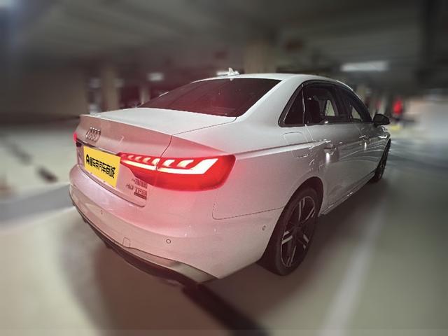 Audi A4 2020 thumb 2