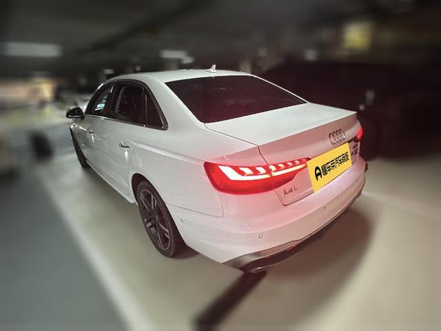 Audi A4 2020 thumb 4