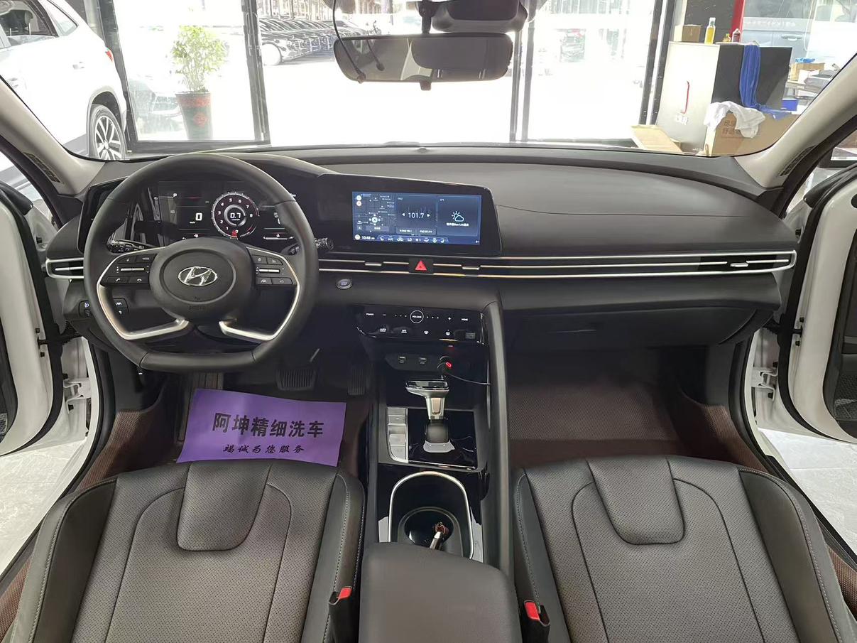 Hyundai Elantra 2022 thumb 9