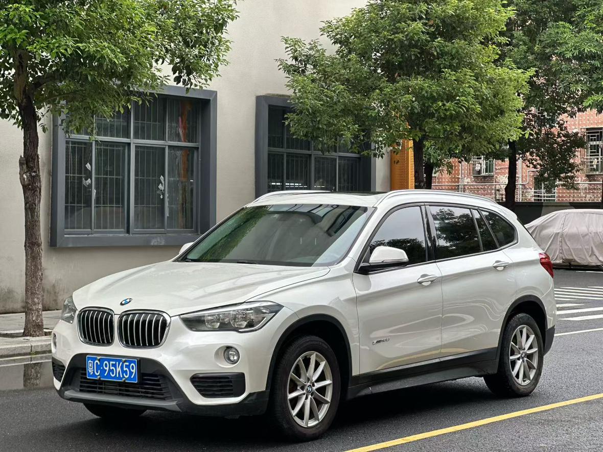 BMW X1 2016 thumb 8
