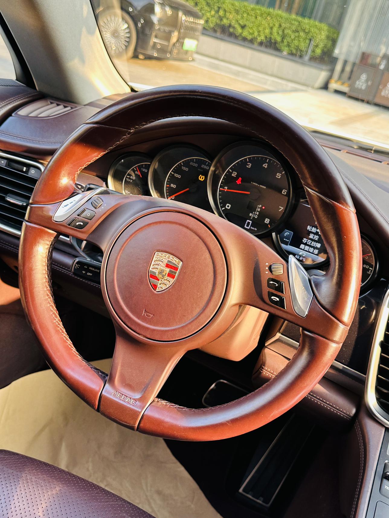 Porsche Panamera 2014 thumb 5