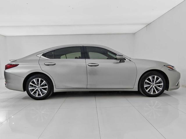 Lexus ES 2018 thumb 6
