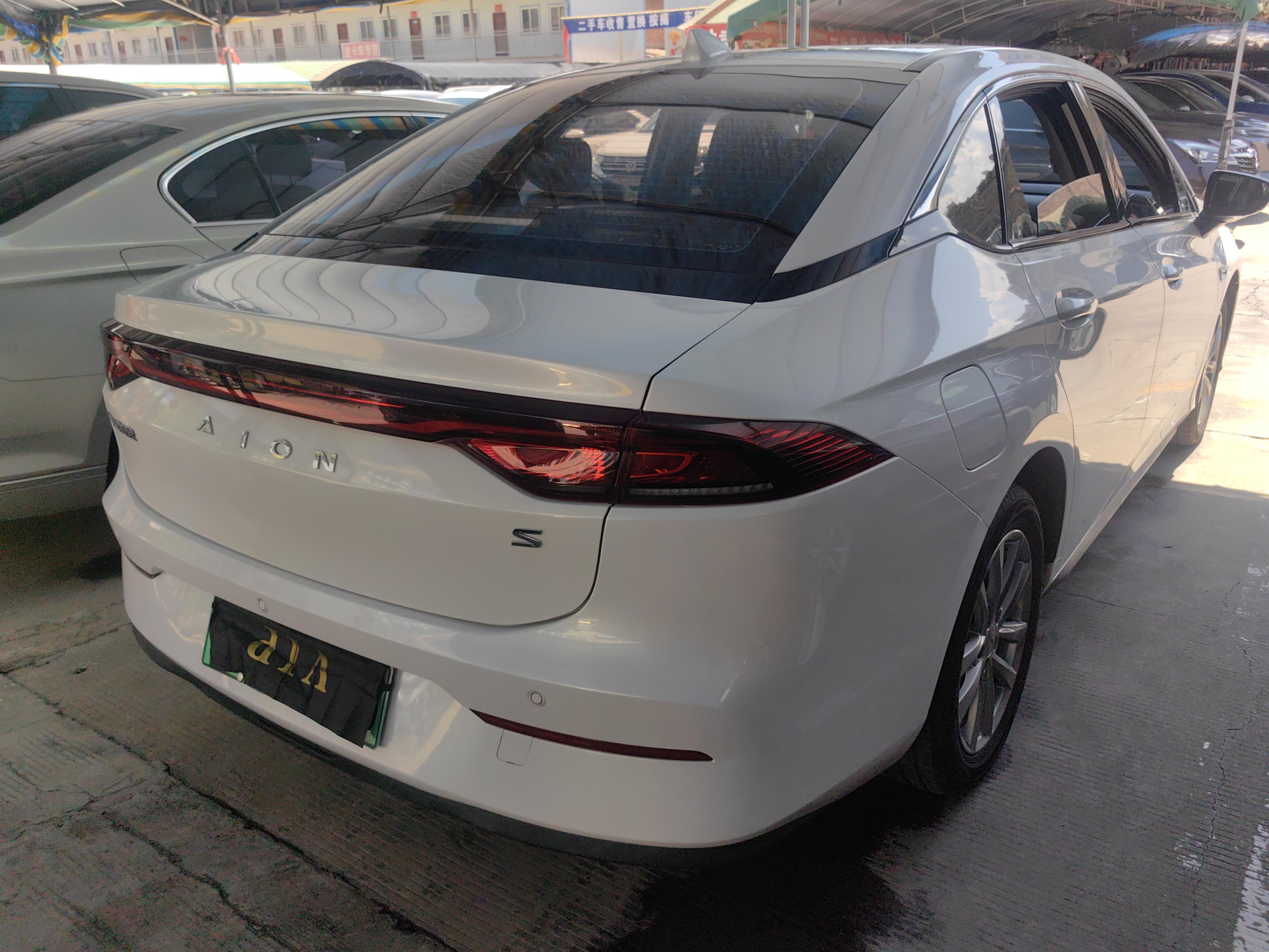 GAC Aion S 2023 thumb 4