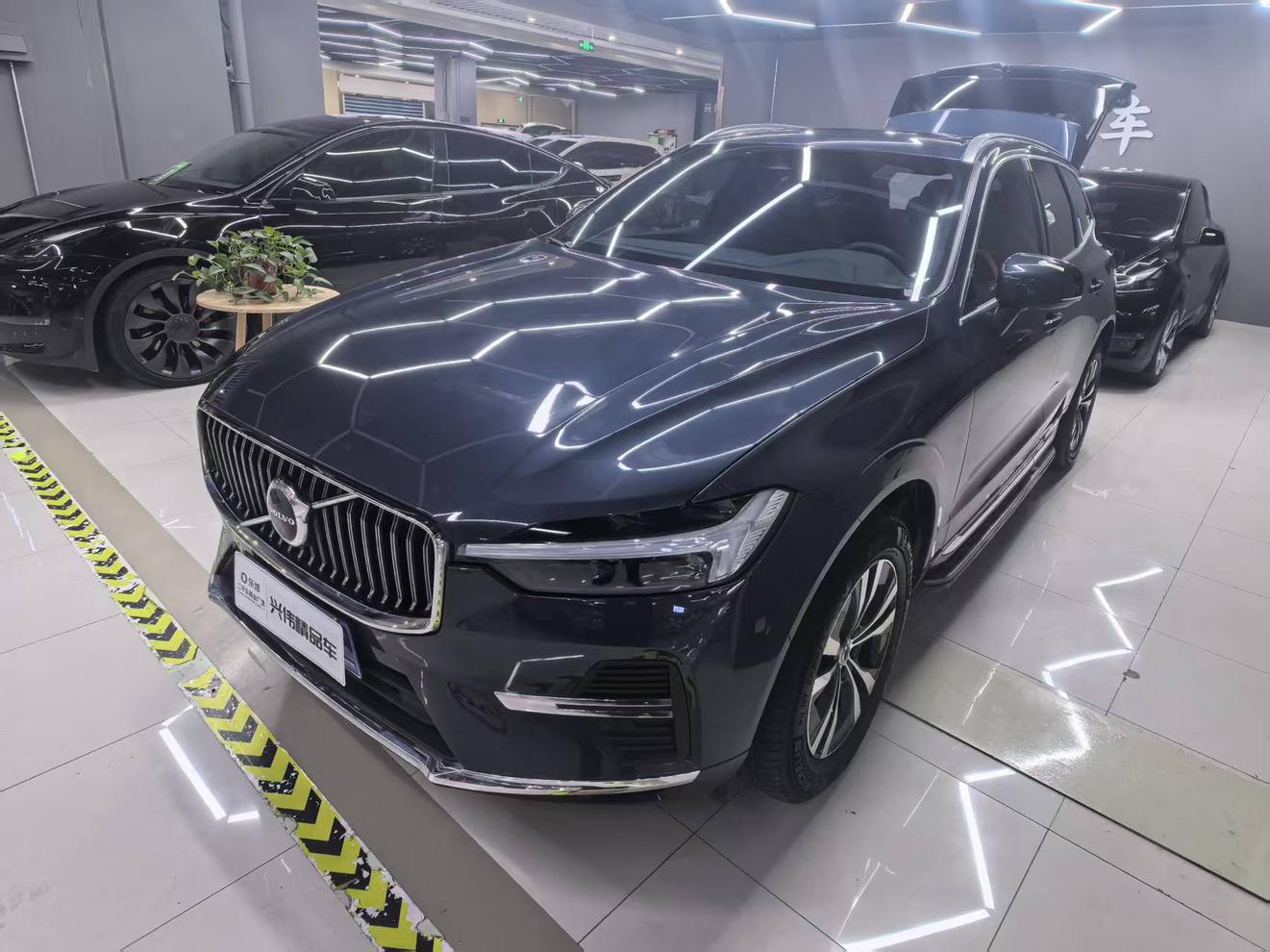 Volvo XC60 2023 thumb 8