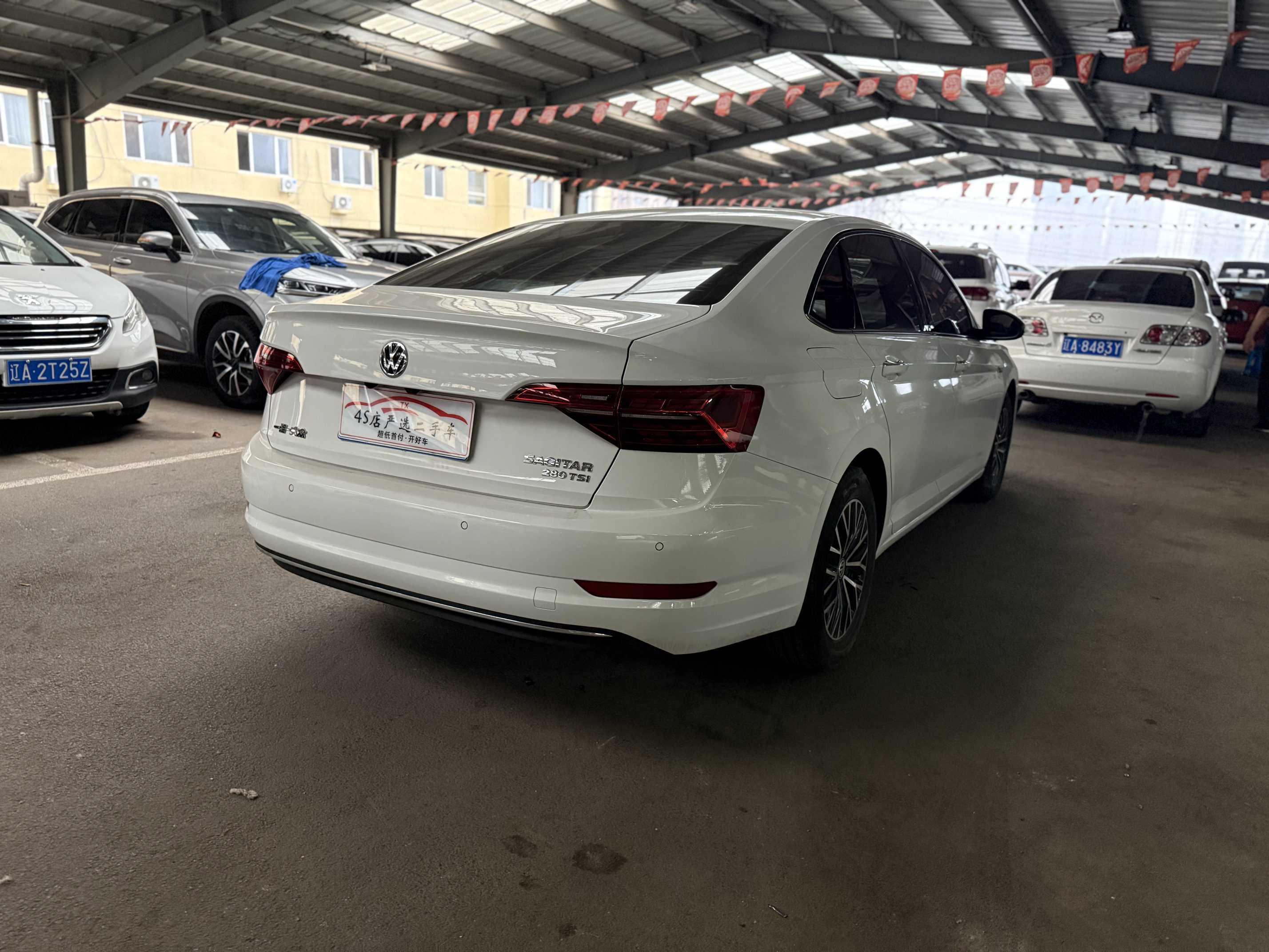 Volkswagen Sagitar 2019 thumb 4