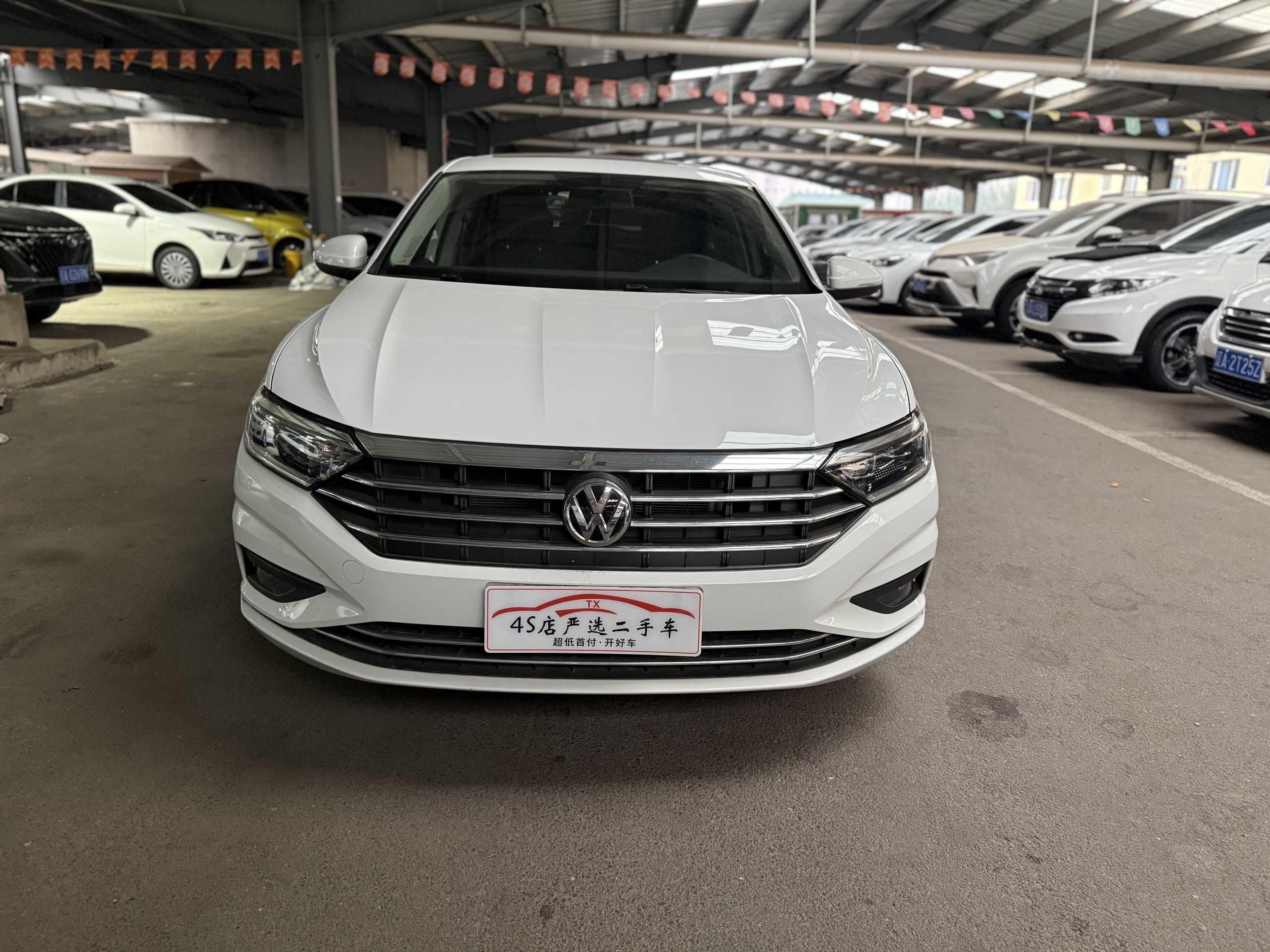 Volkswagen Sagitar 2019 thumb 10