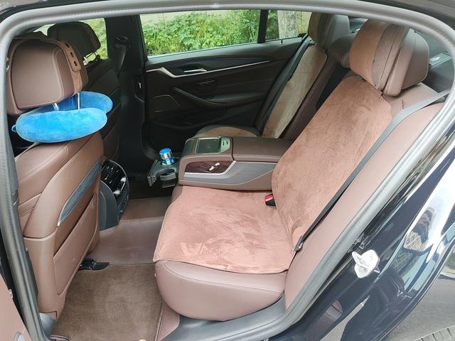 BMW 5 серии 2023 thumb 10
